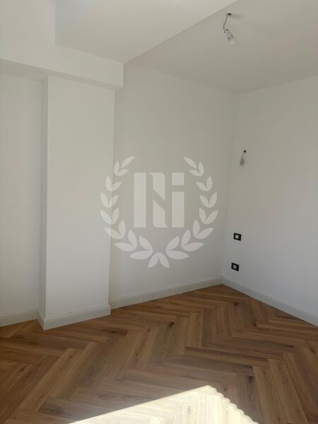 Nord, apartament 1 camera, 43.09 mp utili si curte.